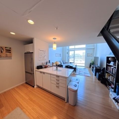 1 Earhart St 716, Cambridge, MA 02141
