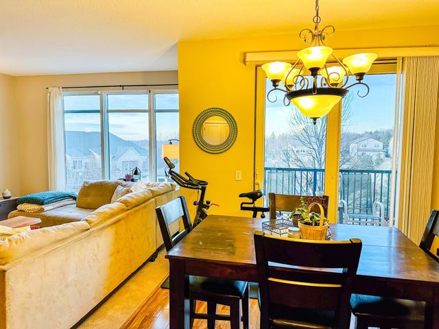 1070 Grandview Court NE 304, Columbia Heights, MN 55421