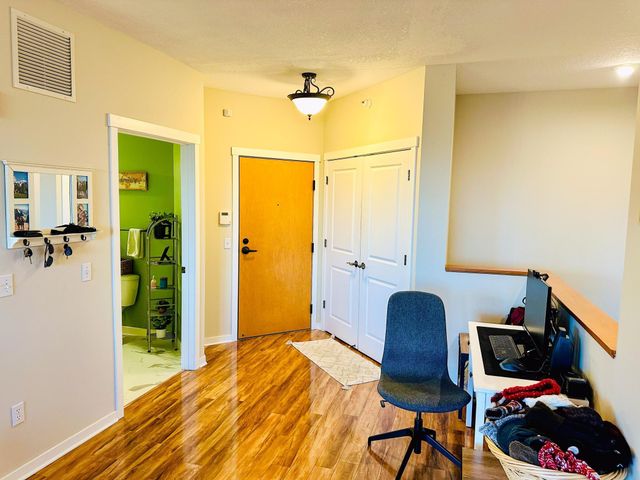 1070 Grandview Court NE 304, Columbia Heights, MN 55421