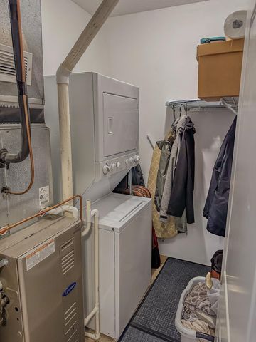 1070 Grandview Court NE 304, Columbia Heights, MN 55421