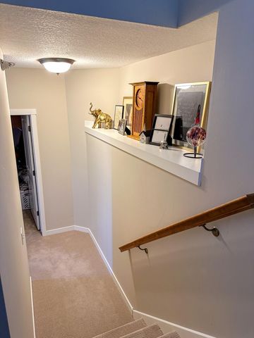 1070 Grandview Court NE 304, Columbia Heights, MN 55421