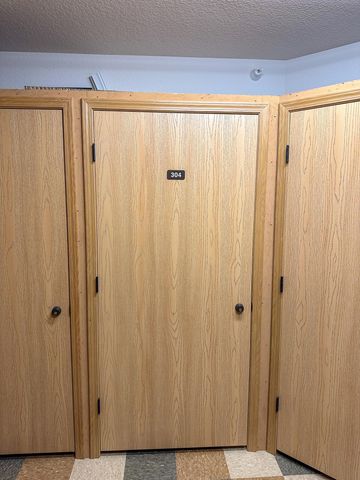 1070 Grandview Court NE 304, Columbia Heights, MN 55421