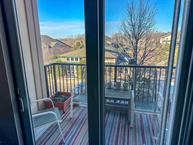 1070 Grandview Court NE 304, Columbia Heights, MN 55421