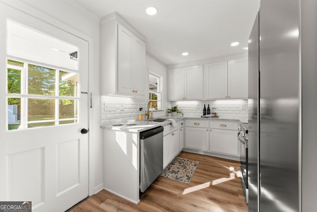 1317 NW North Enota Avenue, Gainesville, GA 30501