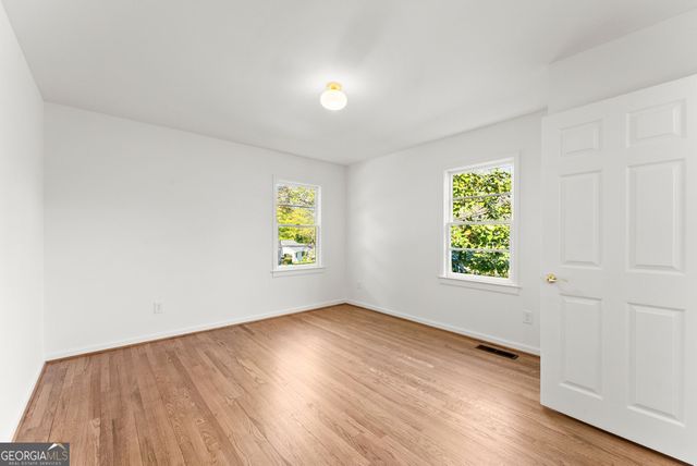 1317 NW North Enota Avenue, Gainesville, GA 30501