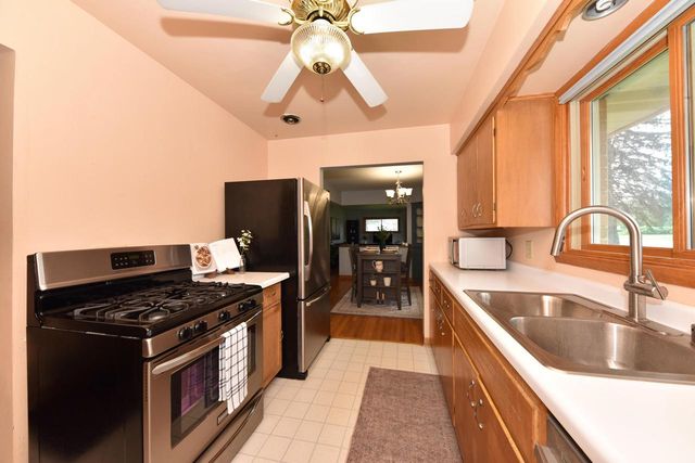 W156N8028 Pilgrim ROAD, Menomonee Falls, WI 53051