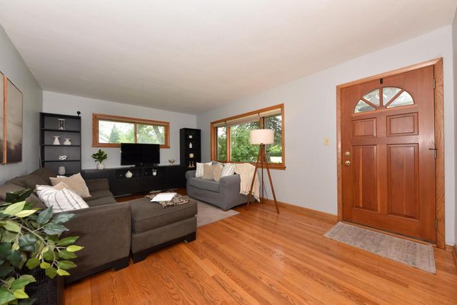 W156N8028 Pilgrim ROAD, Menomonee Falls, WI 53051