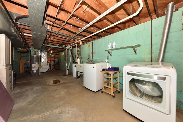 W156N8028 Pilgrim ROAD, Menomonee Falls, WI 53051