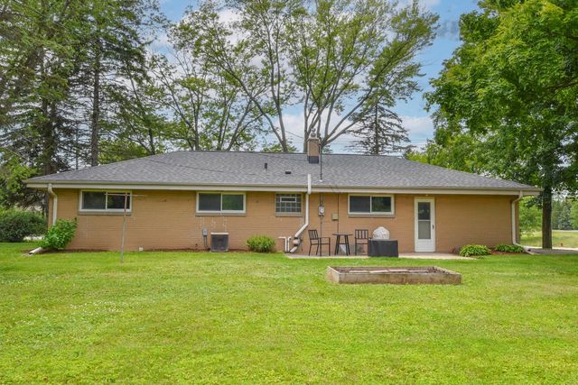 W156N8028 Pilgrim ROAD, Menomonee Falls, WI 53051