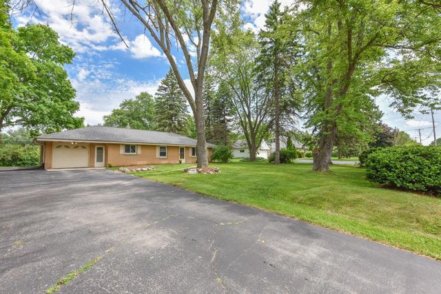 W156N8028 Pilgrim ROAD, Menomonee Falls, WI 53051