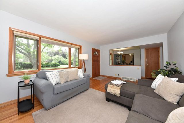 W156N8028 Pilgrim ROAD, Menomonee Falls, WI 53051