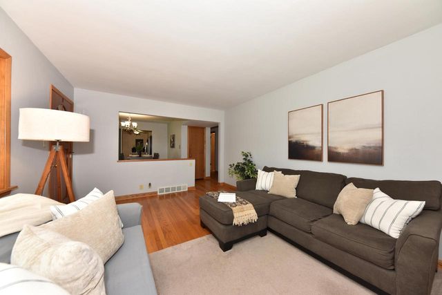 W156N8028 Pilgrim ROAD, Menomonee Falls, WI 53051
