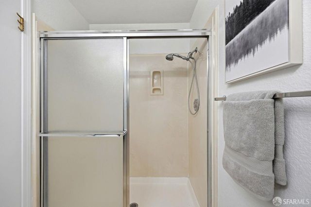 580 Pointe Pacific 4, Daly City, CA 94014