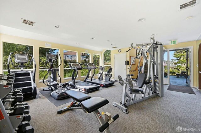 580 Pointe Pacific 4, Daly City, CA 94014