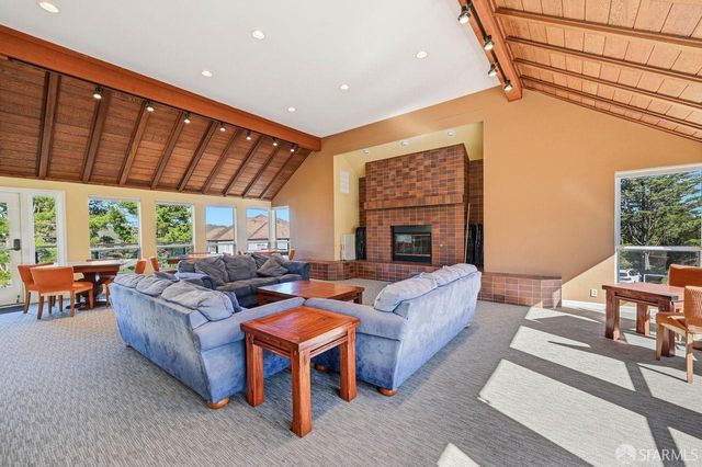 580 Pointe Pacific 4, Daly City, CA 94014