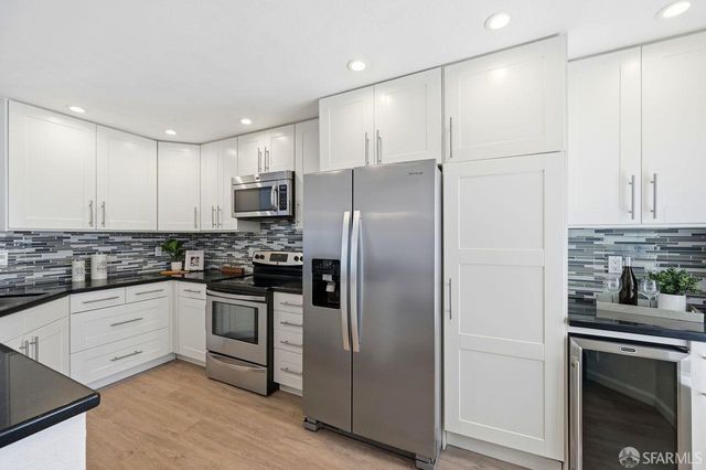 580 Pointe Pacific 4, Daly City, CA 94014