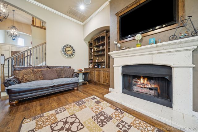 7040 E 127th Street, Bixby, OK 74008