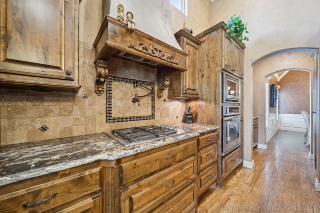 7040 E 127th Street, Bixby, OK 74008