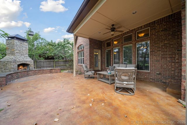 7040 E 127th Street, Bixby, OK 74008