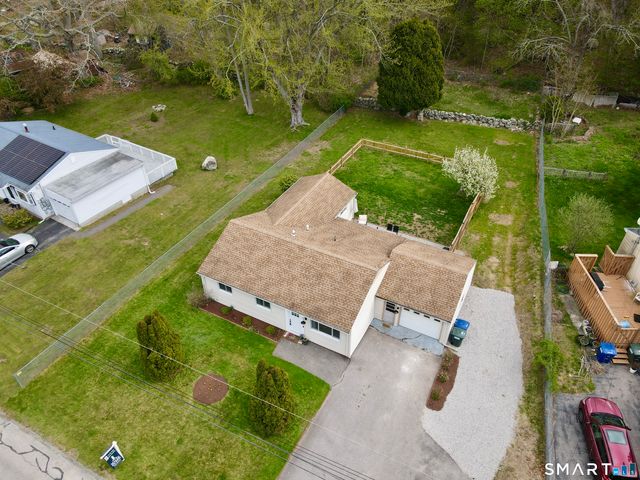 1 Meadow Lark Lane, Stonington, CT 06378