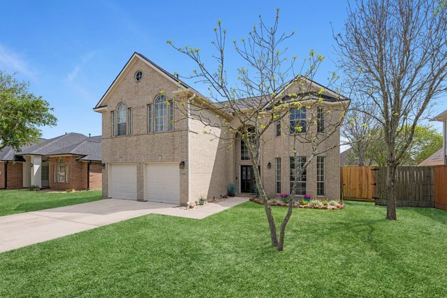 3420 Glastonbury Drive, Pearland, TX 77581