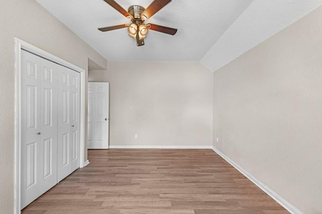 3420 Glastonbury Drive, Pearland, TX 77581