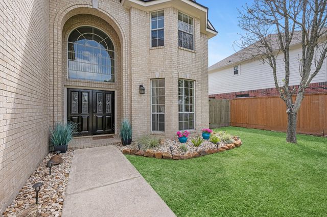 3420 Glastonbury Drive, Pearland, TX 77581