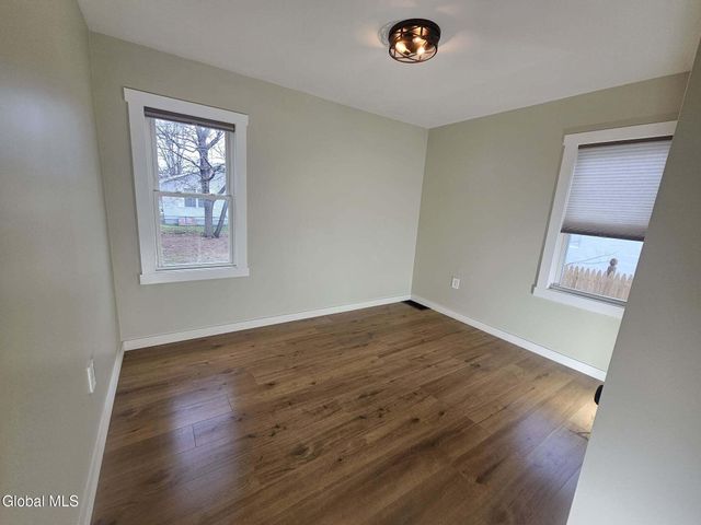 14 7th Avenue, Hudson Falls, NY 12839