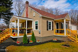 14 7th Avenue, Hudson Falls, NY 12839
