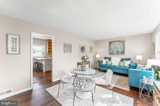 28 MERRY RD, Newark, DE 19713