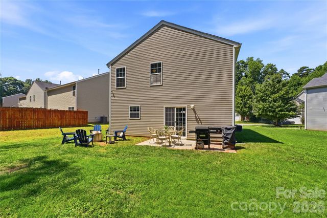 9428 Quilting Bee Lane, Charlotte, NC 28216