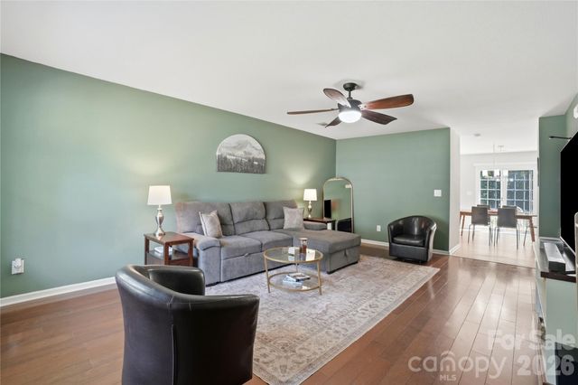9428 Quilting Bee Lane, Charlotte, NC 28216
