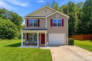 9428 Quilting Bee Lane, Charlotte, NC 28216