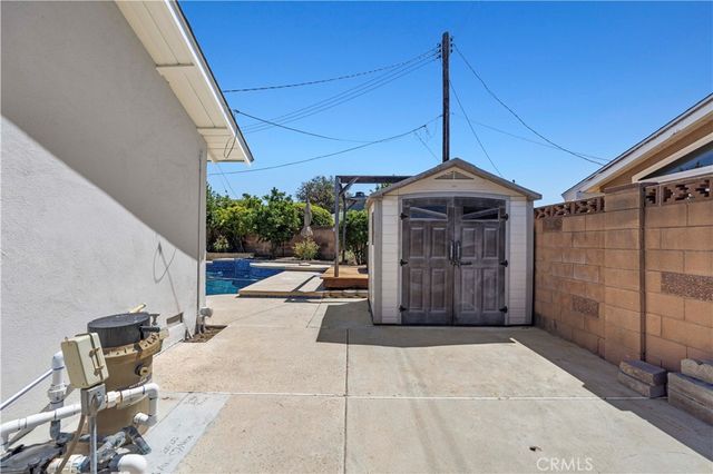 1394 Parkhurst, Simi Valley, CA 93065