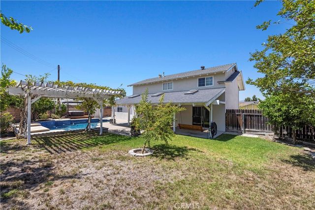 1394 Parkhurst, Simi Valley, CA 93065