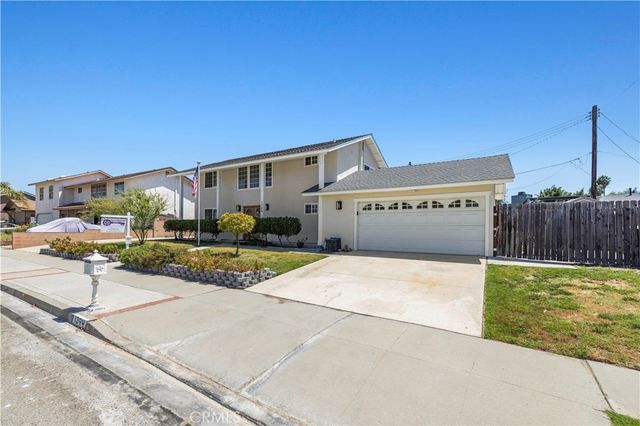 1394 Parkhurst, Simi Valley, CA 93065