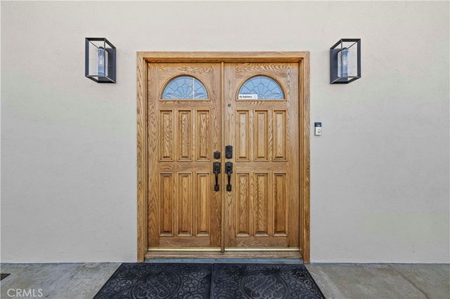 1394 Parkhurst, Simi Valley, CA 93065