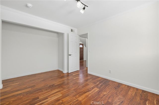 1394 Parkhurst, Simi Valley, CA 93065