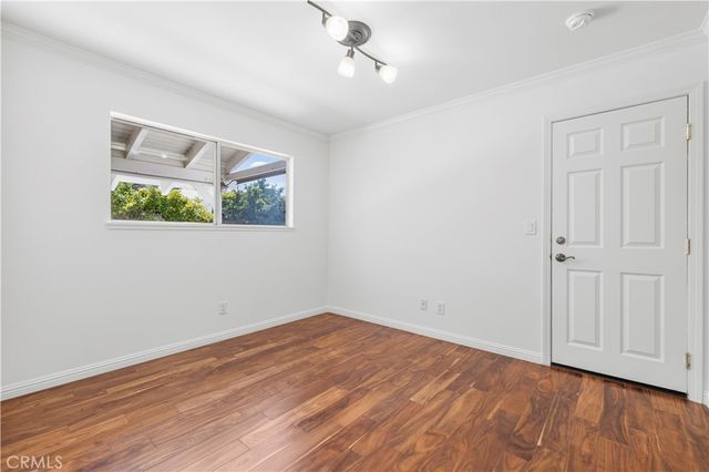 1394 Parkhurst, Simi Valley, CA 93065