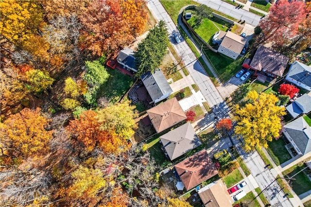 2410 Park Drive, Parma, OH 44134