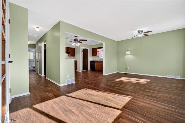 2410 Park Drive, Parma, OH 44134