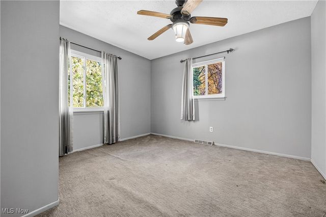 2410 Park Drive, Parma, OH 44134