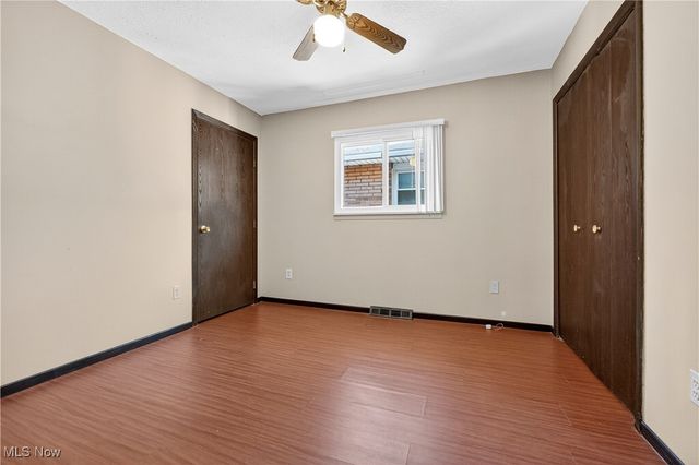 2410 Park Drive, Parma, OH 44134