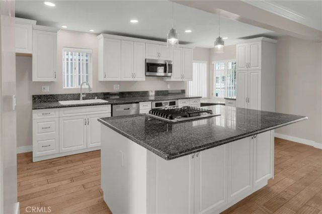 18320 Regina, Torrance, CA 90504