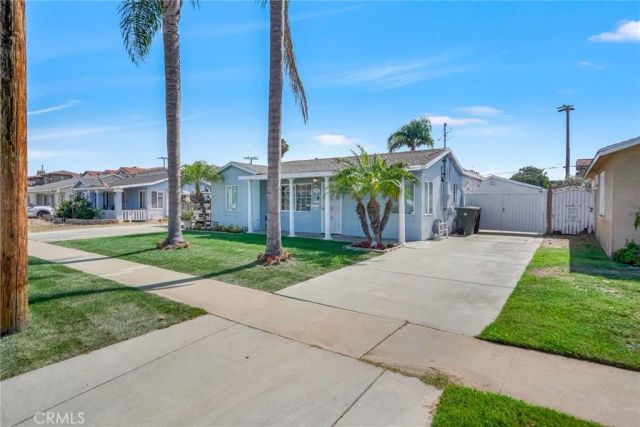 18320 Regina, Torrance, CA 90504