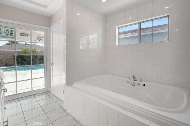 18320 Regina, Torrance, CA 90504