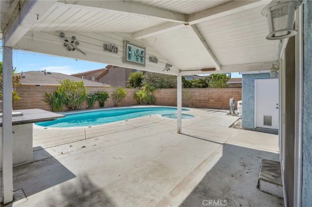 18320 Regina, Torrance, CA 90504