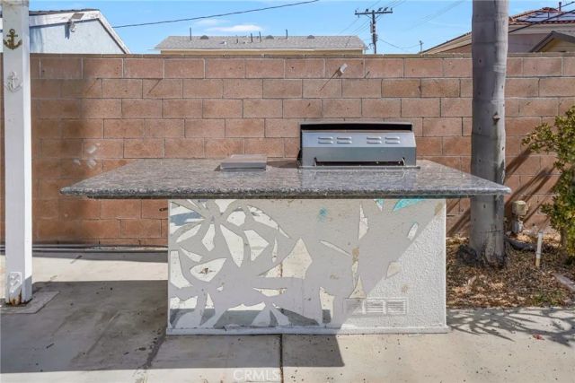 18320 Regina, Torrance, CA 90504