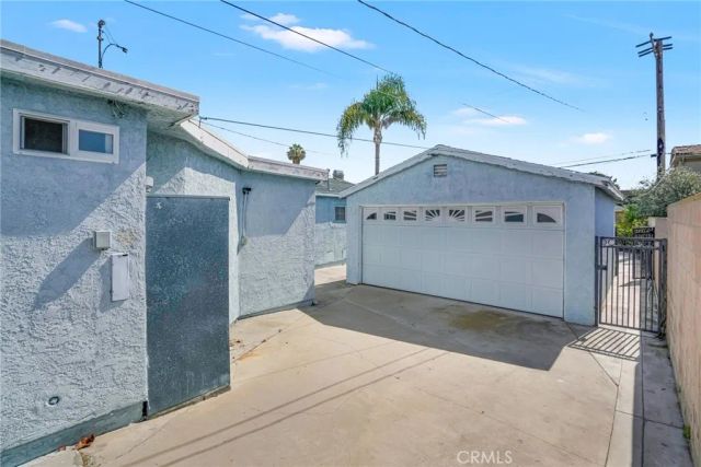 18320 Regina, Torrance, CA 90504