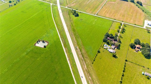 1256 County Road 602, Dayton, TX 77535